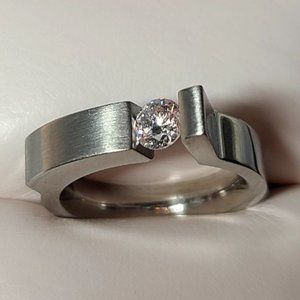 B. Tiff New York Ring #RG011R